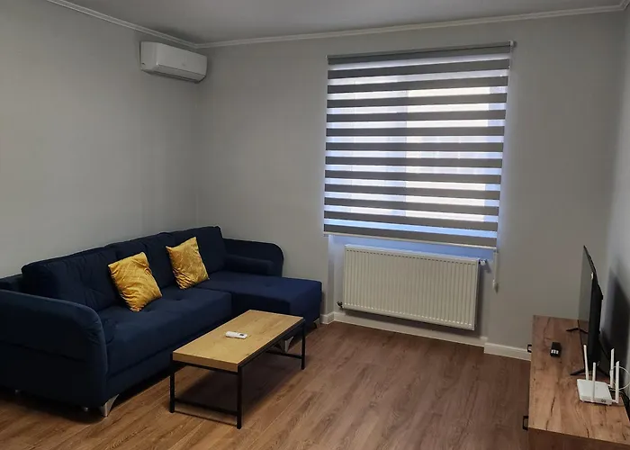 Center -p Apartment *